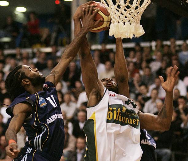 唐毓进入亚 唐毓进入亚