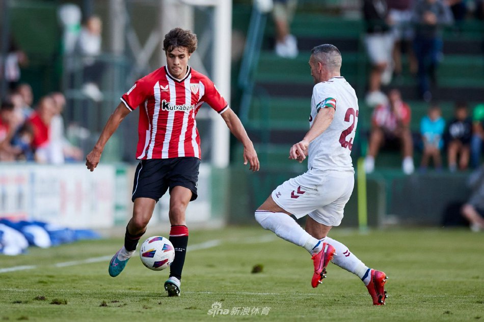 客队伺机反 客队伺机反