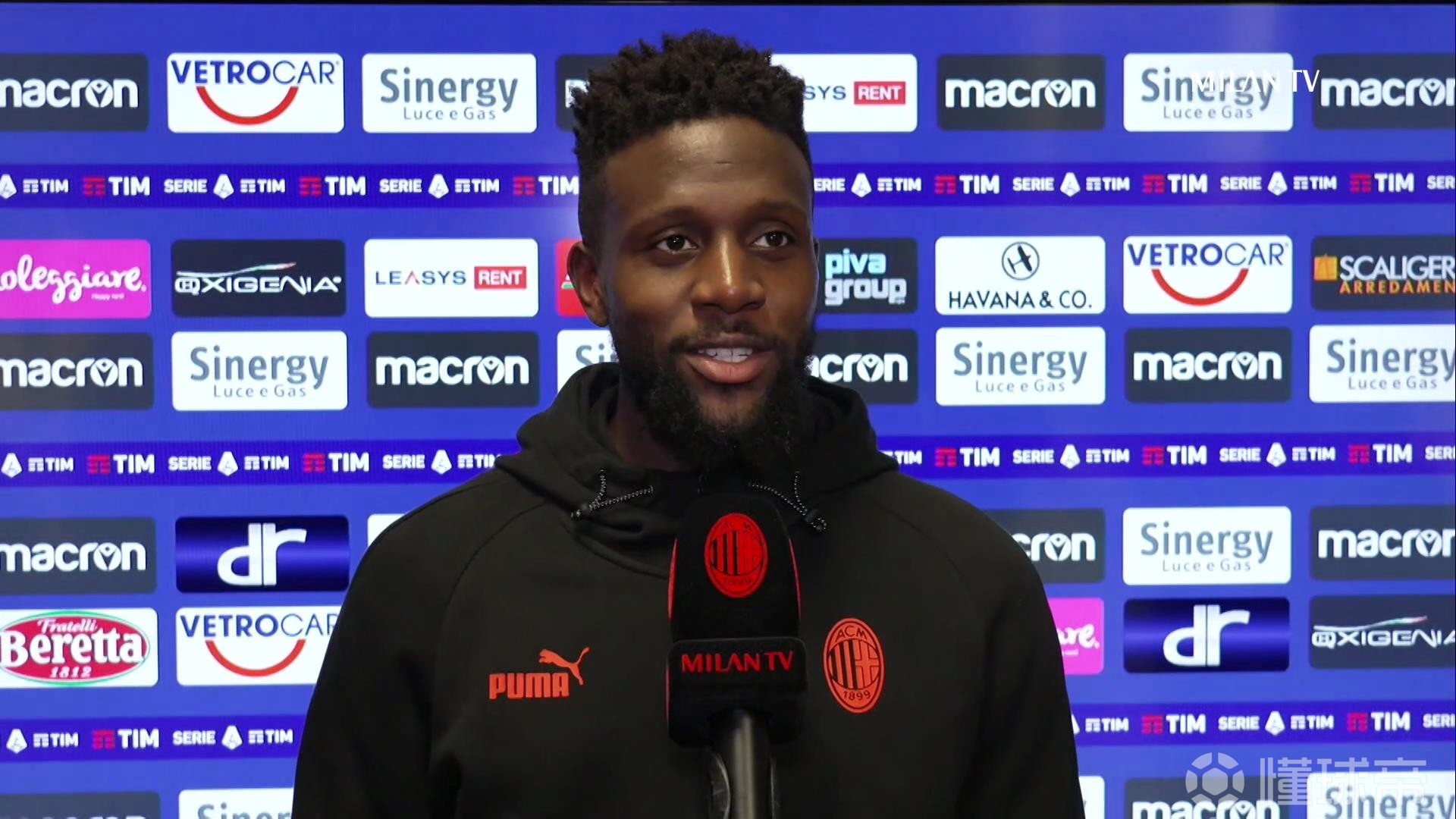 这些球童作 这些球童作