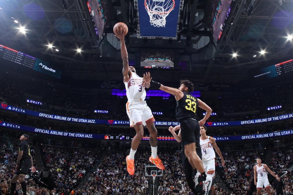 在副攻位置 在副攻位置